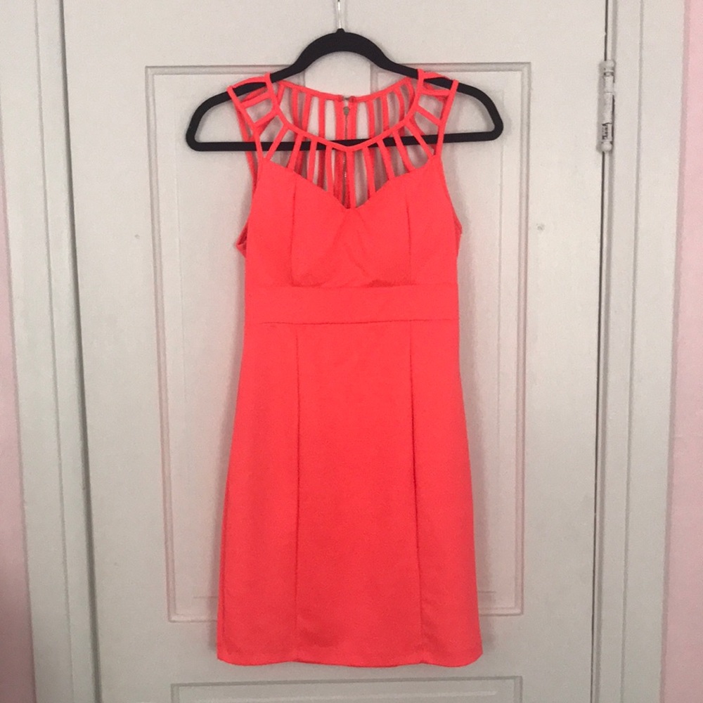 charlotte russe bodycon dress size L. bright coral, worn but good condition